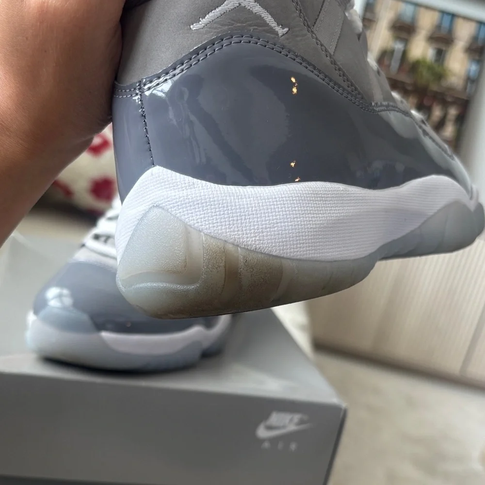 Air Jordan 11 Retro Cool Grey